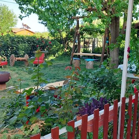 Bed and breakfast Mavi Pansiyon 2*