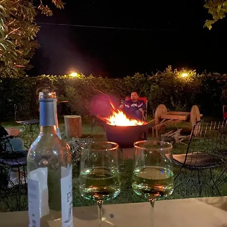 Bed and breakfast Mavi Pansiyon 2*