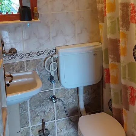 Mavi Pansiyon B&B